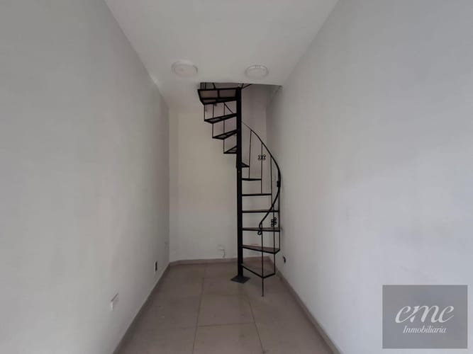 Local en arriendo en Belén Los Alpes, Medellín, 15 m² · foto 2 de 4
