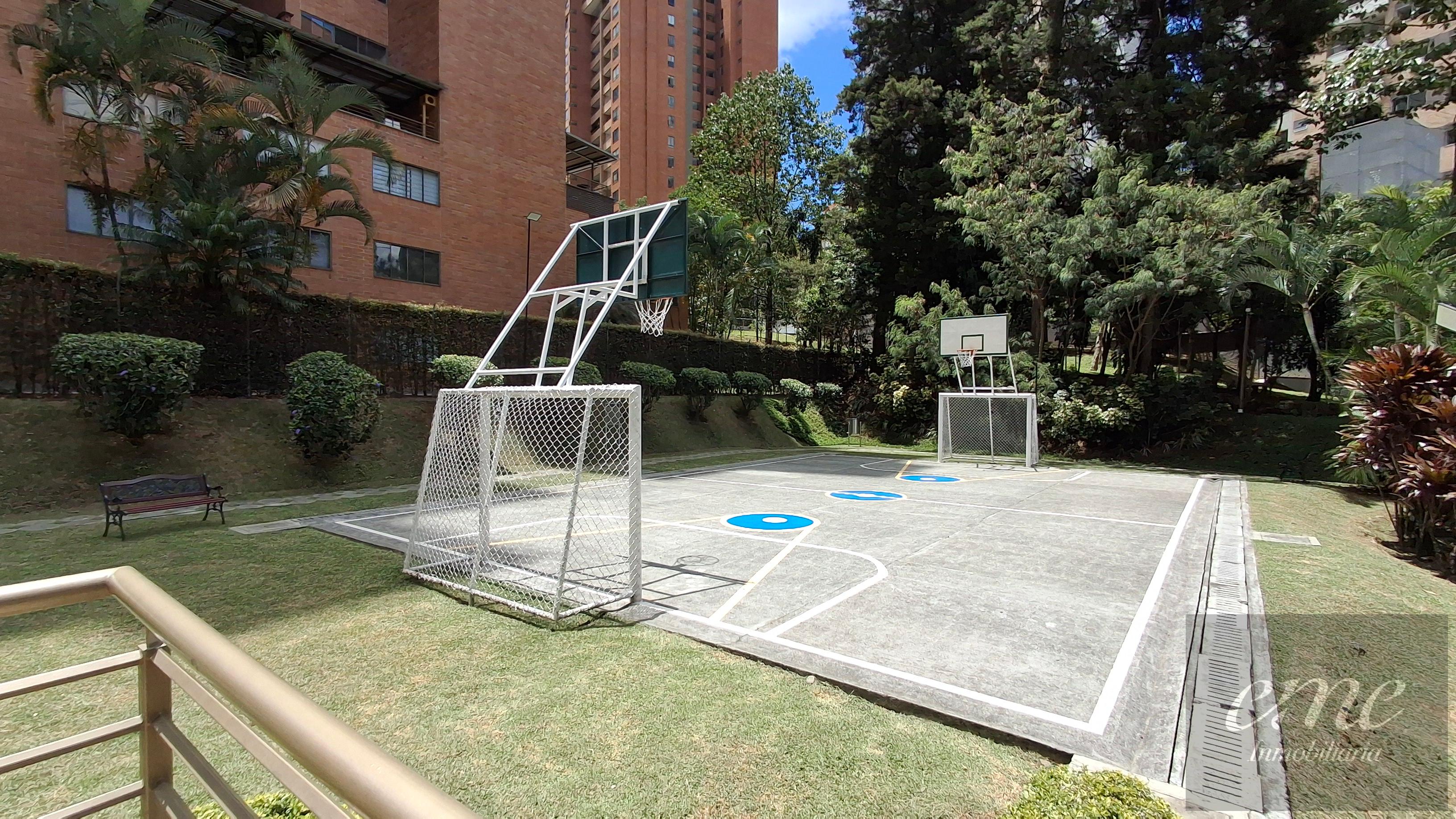 Apartamento en arriendo en La Florida, Medellín · foto 23 de 23