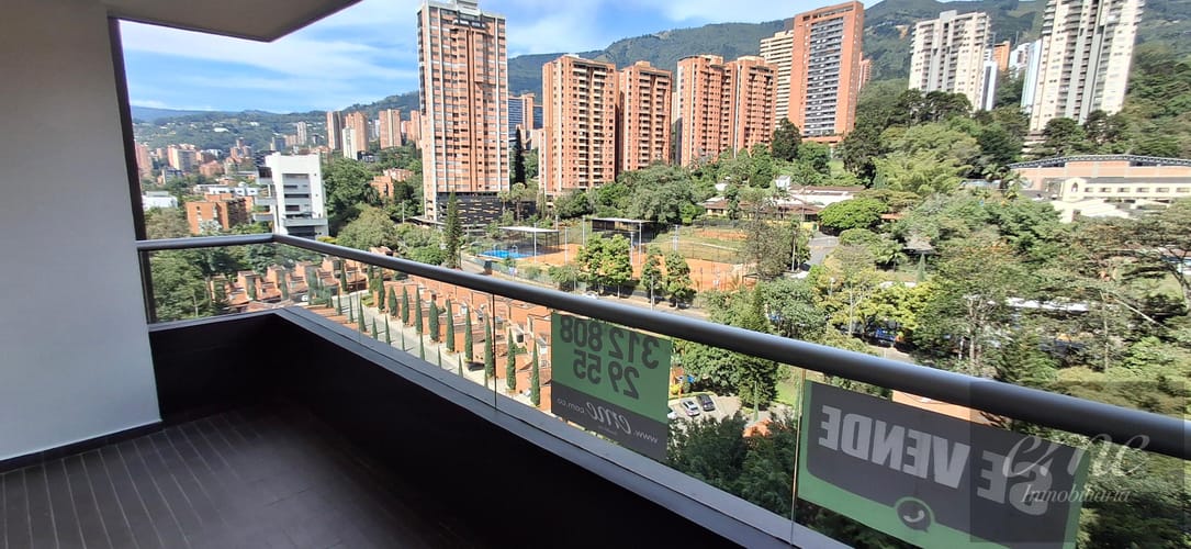 Apartamento de 4 alcobas en venta en Los Balsos, Medellín, 116 m² · foto 4 de 24