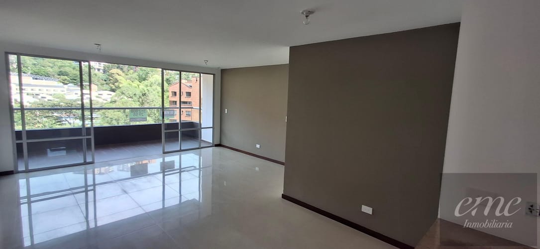 Apartamento de 4 alcobas en venta en Los Balsos, Medellín, 116 m² · foto 6 de 24