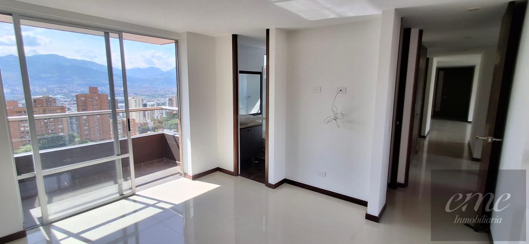 Apartamento de 4 alcobas en venta en Los Balsos, Medellín, 116 m² · foto 17 de 24