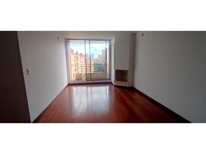 Apartamento de 3 alcobas en venta en Colina Campestre, Bogotá, 98 m² · foto 3 de 24