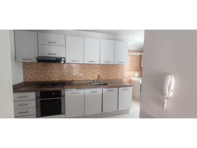 Apartamento de 3 alcobas en venta en Colina Campestre, Bogotá, 98 m² · foto 6 de 24