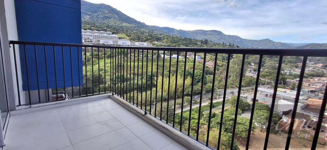 Apartamento de 2 alcobas en venta en Simon Bolivar Sb (Centro), Copacabana, 65 m² · foto 15 de 23