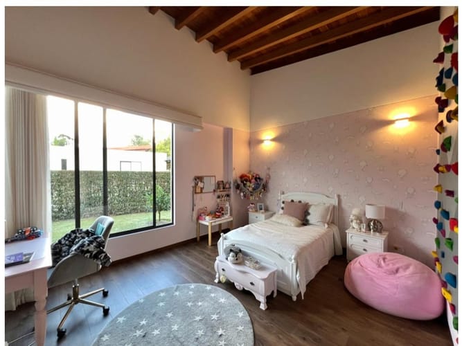 Casa de 3 alcobas en venta en Llano Grande, Rionegro, 385 m² · foto 10 de 10