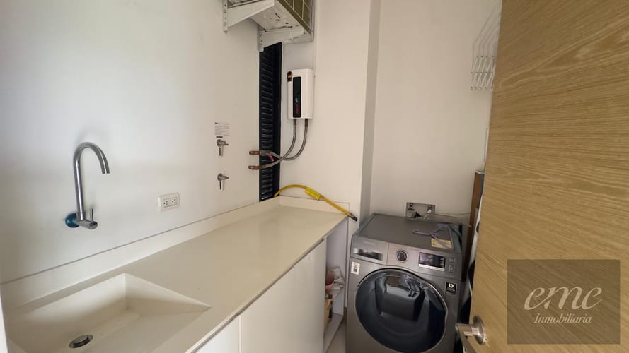 Apartamento de 1 alcoba en arriendo en Urbanizacion Arcoiris, Medellín, 88 m² · foto 6 de 20
