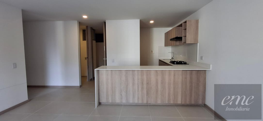 Apartamento de 2 alcobas en arriendo en Simesa, Medellín, 80 m² · foto 2 de 19
