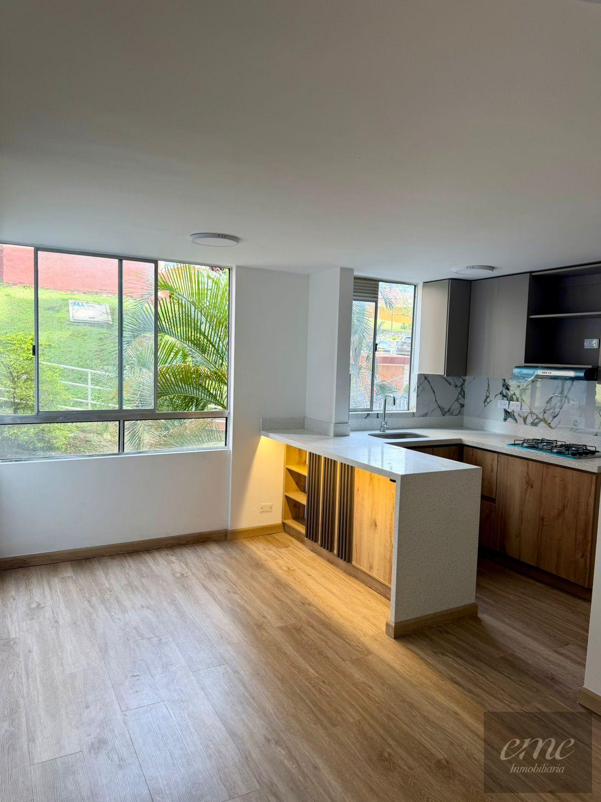 Apartamento en venta en Castilla, Medellín · foto 2 de 24
