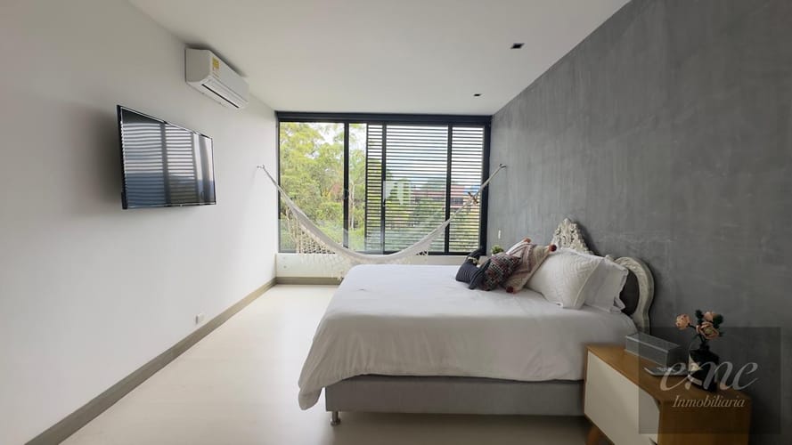 Apartamento de 1 alcoba en arriendo en Urbanizacion Arcoiris, Medellín, 88 m² · foto 10 de 20