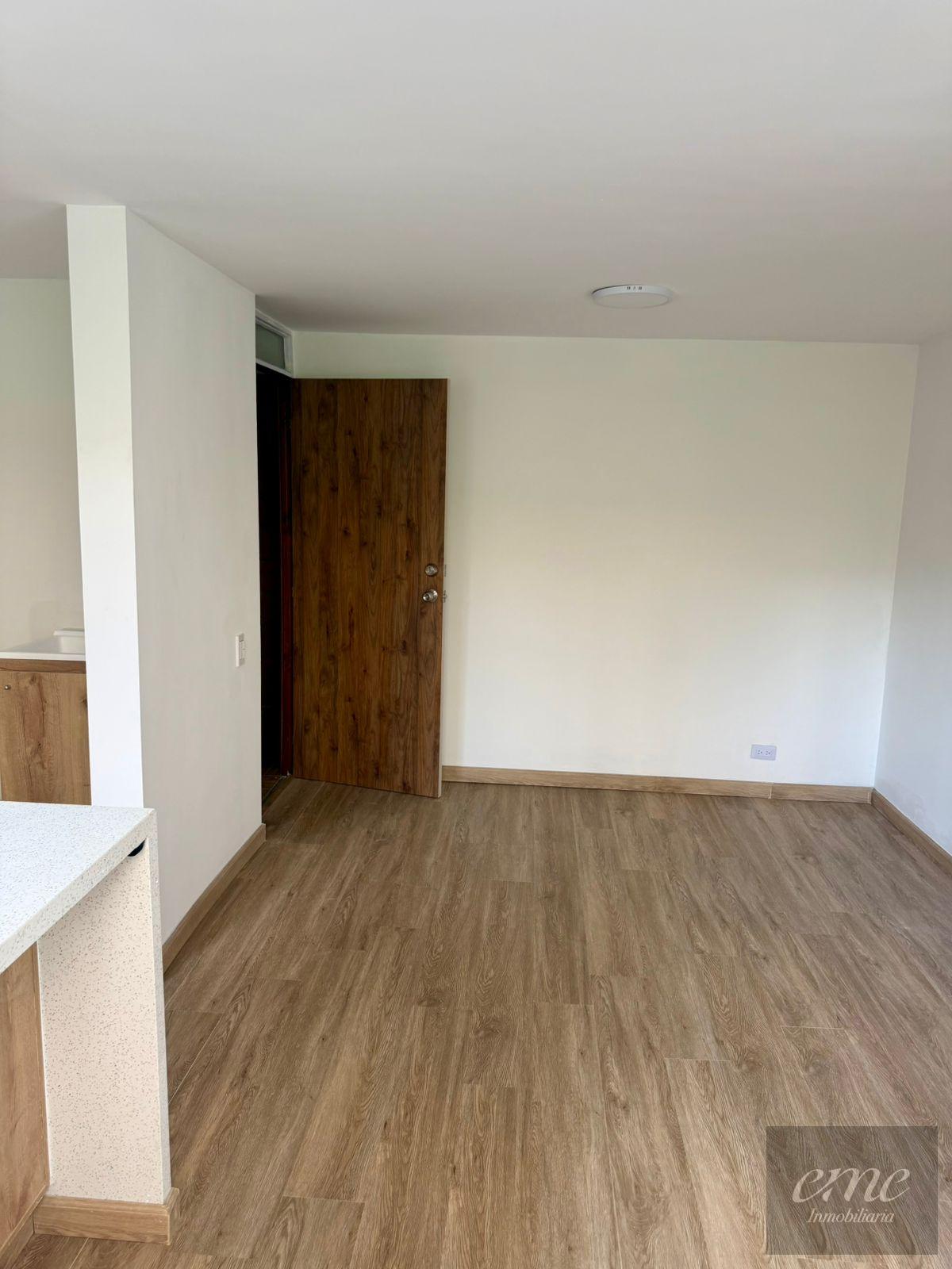 Apartamento en venta en Castilla, Medellín · foto 3 de 24