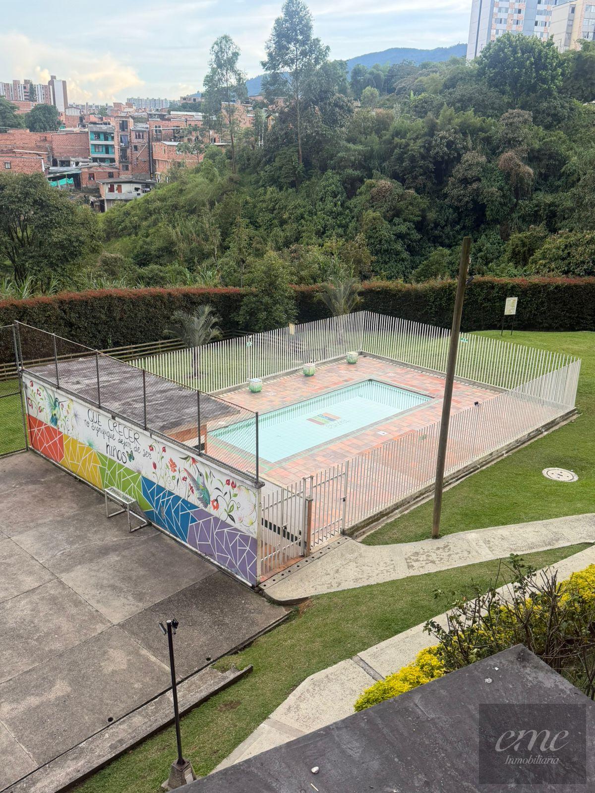 Apartamento en venta en Castilla, Medellín · foto 4 de 24