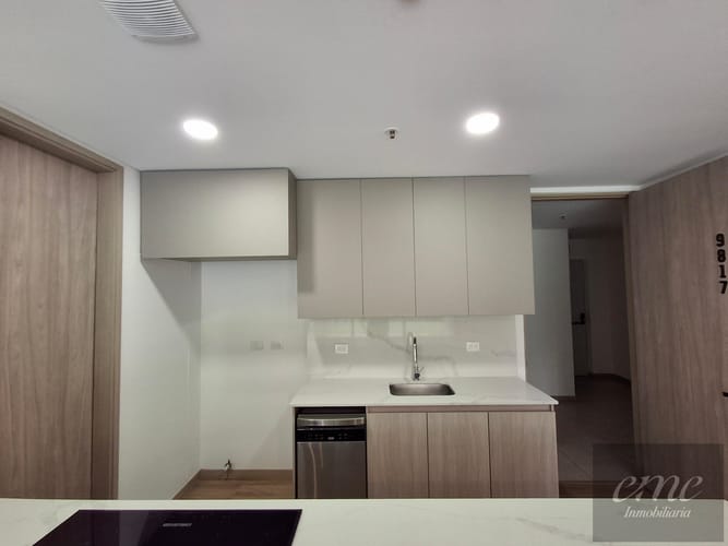 Apartamento de 2 alcobas en arriendo en La Convencion, Rionegro, 105 m² · foto 2 de 21