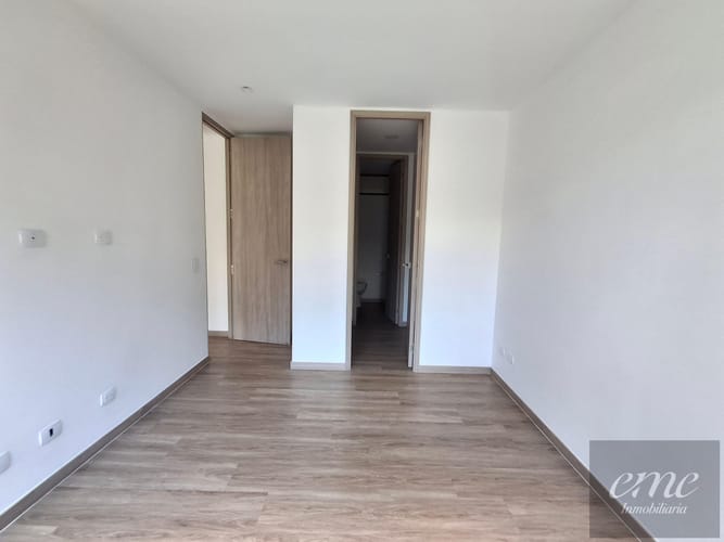 Apartamento de 2 alcobas en arriendo en La Convencion, Rionegro, 105 m² · foto 6 de 21