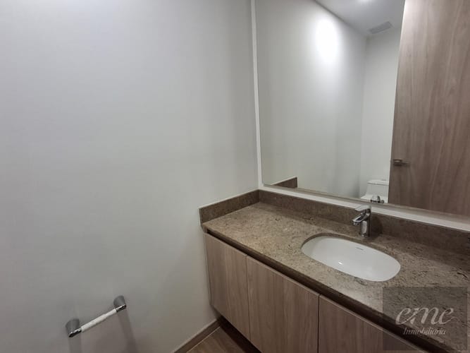 Apartamento de 2 alcobas en arriendo en La Convencion, Rionegro, 105 m² · foto 7 de 21