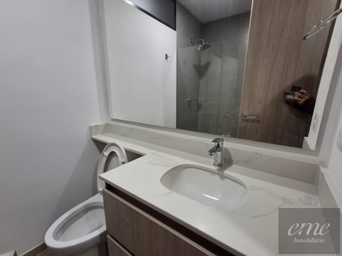 Apartamento de 2 alcobas en arriendo en La Convencion, Rionegro, 105 m² · foto 15 de 21