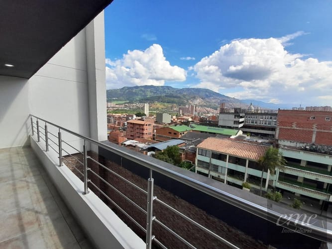 Apartamento de 3 alcobas en venta en Centro, Bello, 78 m² · foto 13 de 16