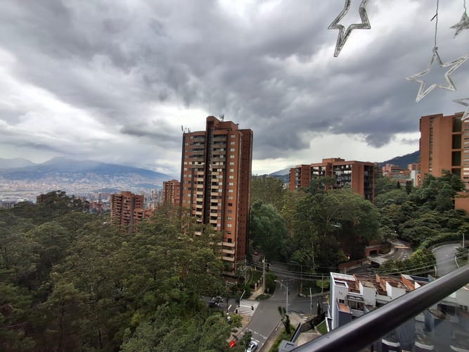 Apartamento de 2 alcobas en venta en Transversal Superior, Medellín, 154 m² · foto 11 de 24