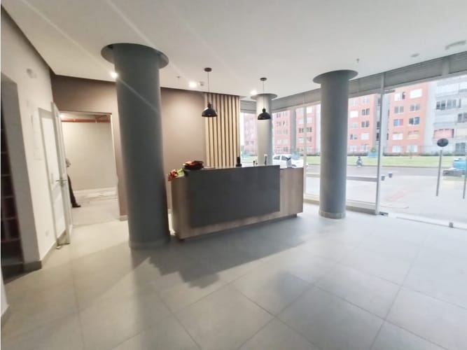 Apartamento de 2 alcobas en arriendo en El Cortijo, Madrid, 52 m² · foto 22 de 24