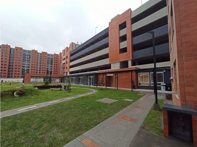 Apartamento de 2 alcobas en arriendo en El Cortijo, Madrid, 52 m² · foto 24 de 24
