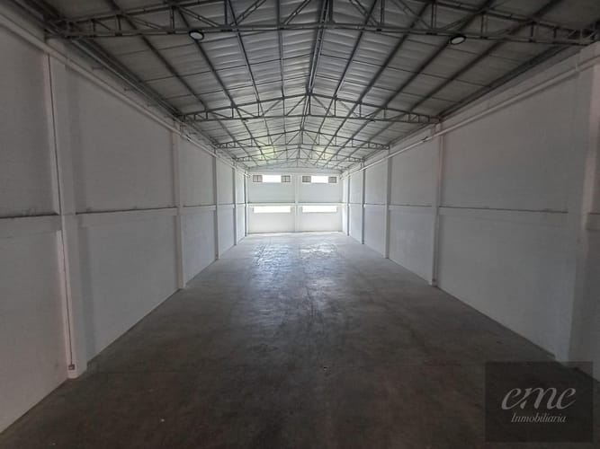 Bodega en arriendo en La Carrilera, La Estrella, 805 m² · foto 3 de 23