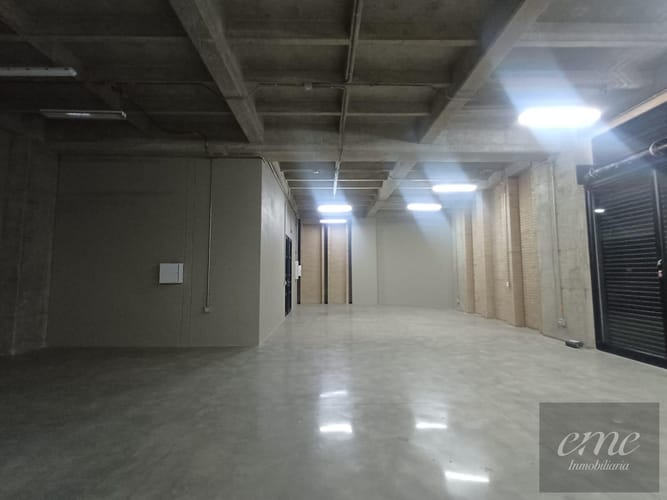 Bodega en arriendo en El Carmelo, Itagüí, 300 m² · foto 6 de 22