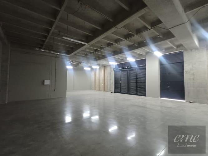 Bodega en arriendo en El Carmelo, Itagüí, 300 m² · foto 10 de 22