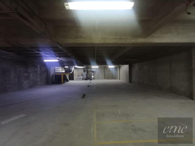 Bodega en arriendo en El Carmelo, Itagüí, 300 m² · foto 14 de 22