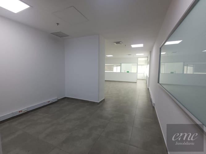 Oficina en arriendo en Urbanizacion El Pinar Alto, Medellín, 93 m² · foto 12 de 17