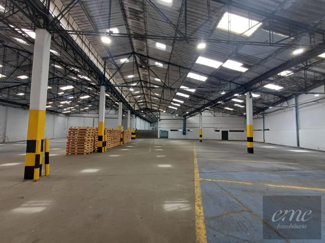 Bodega en arriendo en Viviendas Del Sur, Itagüí, 3000 m² · foto 6 de 14