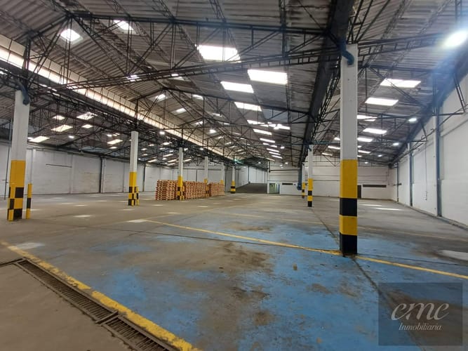 Bodega en arriendo en Viviendas Del Sur, Itagüí, 3000 m² · foto 9 de 14
