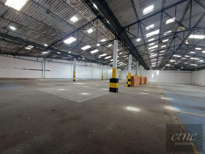 Bodega en arriendo en Viviendas Del Sur, Itagüí, 3000 m² · foto 11 de 14