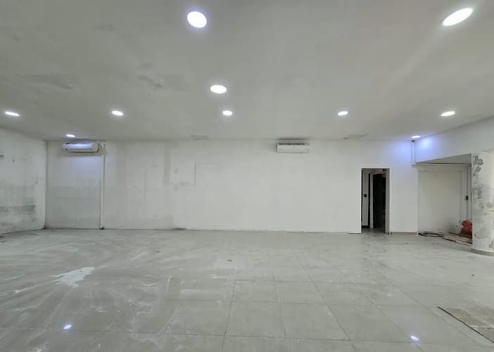 Local en arriendo en Rosales, Medellín, 200 m² · foto 2 de 17