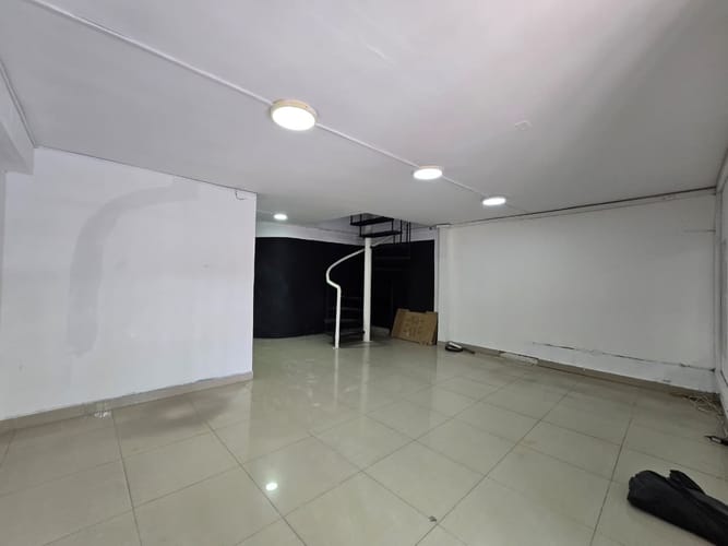 Local en arriendo en Rosales, Medellín, 200 m² · foto 7 de 17