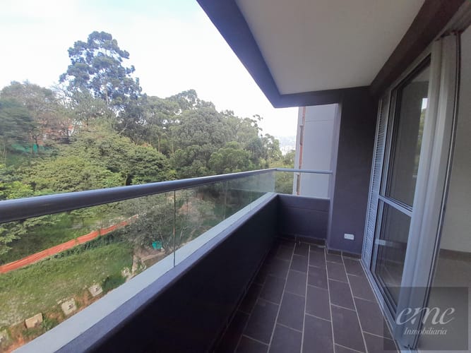 Apartamento de 2 alcobas en venta en Rodeo Alto, Medellín, 50 m² · foto 3 de 10