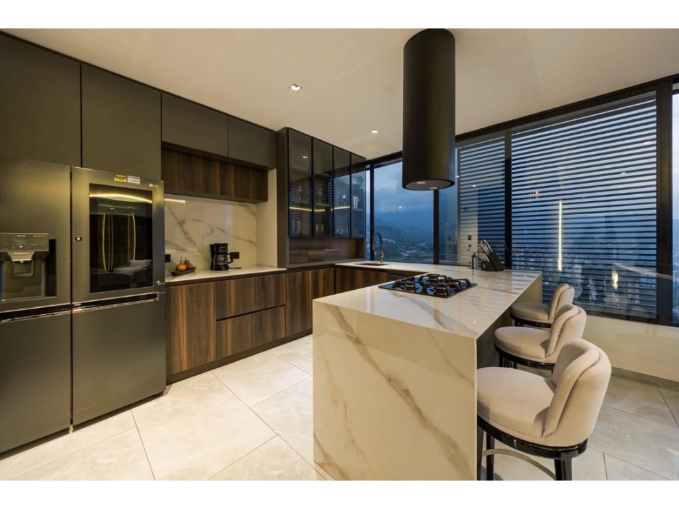 Apartamento en venta en El Poblado, Medellín · foto 4 de 11