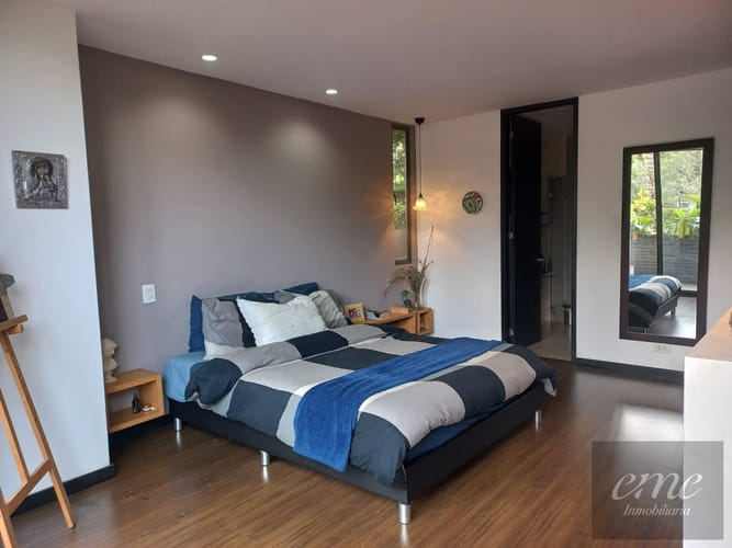 Apartamento de 2 alcobas en venta en El Tesoro, Medellín, 150 m² · foto 4 de 16