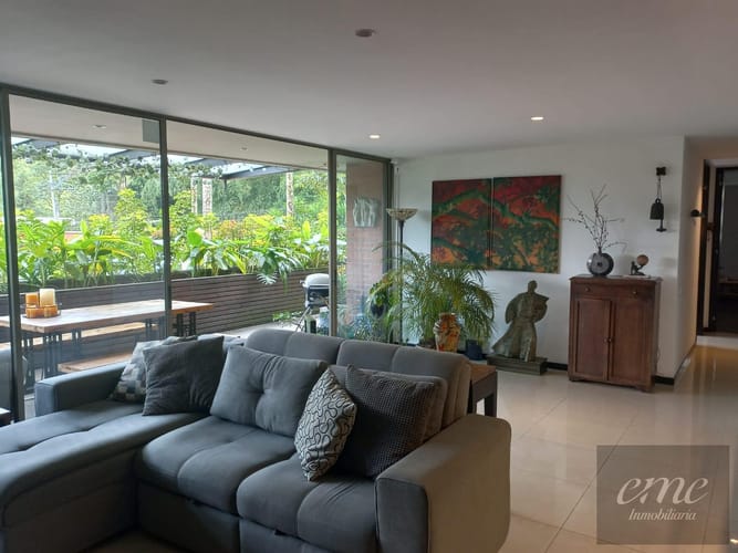 Apartamento de 2 alcobas en venta en El Tesoro, Medellín, 150 m² · foto 6 de 16