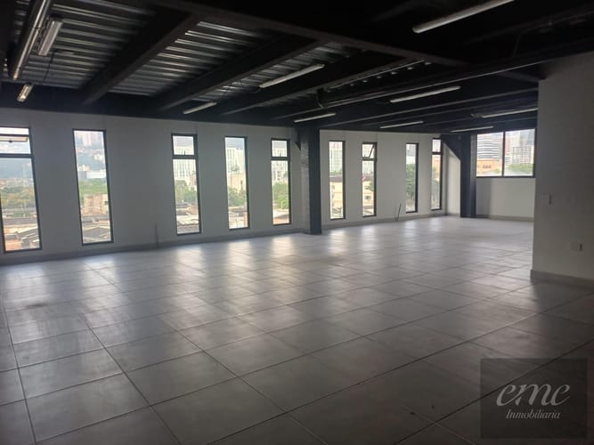 Bodega en arriendo en Belén, Medellín, 205 m² · foto 8 de 9