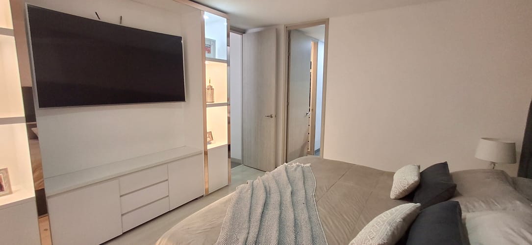Apartamento de 3 alcobas en venta en Escobero, Envigado, 199 m² · foto 12 de 24