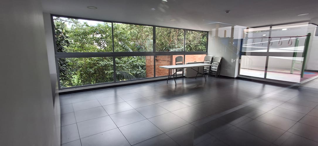 Apartamento de 3 alcobas en venta en Escobero, Envigado, 199 m² · foto 20 de 24