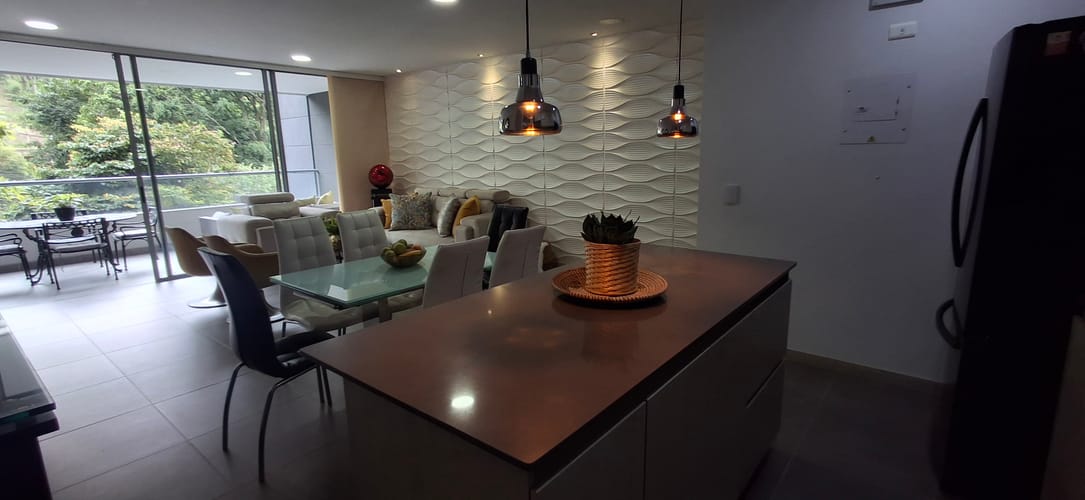 Apartamento de 3 alcobas en venta en Escobero, Envigado, 199 m² · foto 22 de 24