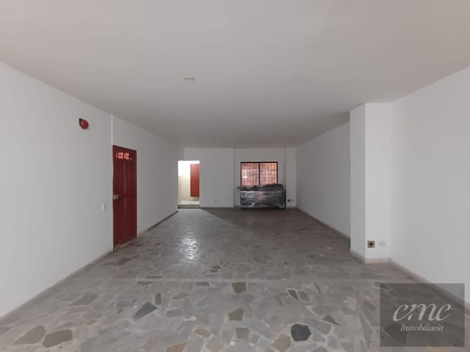 Bodega en arriendo en Caribe, Medellín, 137 m² · foto 4 de 7