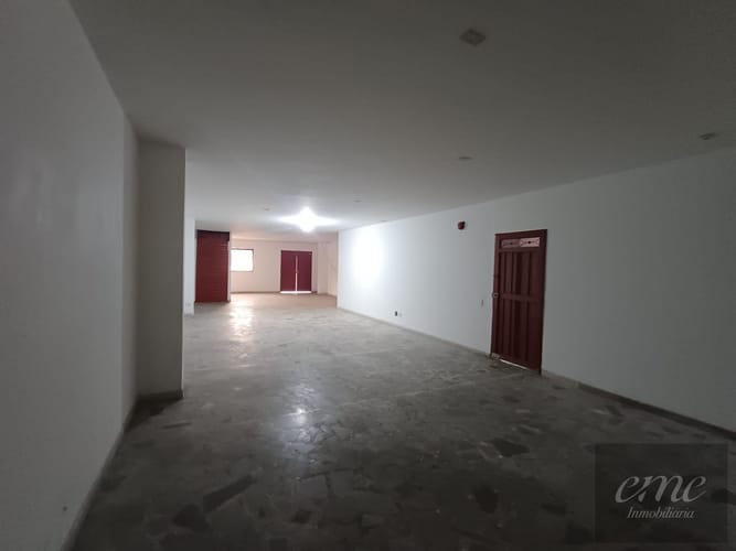 Bodega en arriendo en Caribe, Medellín, 137 m² · foto 5 de 7