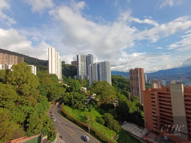 Apartamento de 3 alcobas en venta en Asomadera No.2, Medellín, 65 m² · foto 10 de 21