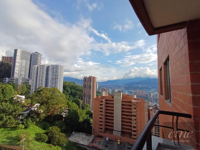 Apartamento de 3 alcobas en venta en Asomadera No.2, Medellín, 65 m² · foto 11 de 21