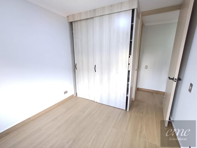 Apartamento de 3 alcobas en venta en Asomadera No.2, Medellín, 65 m² · foto 16 de 21