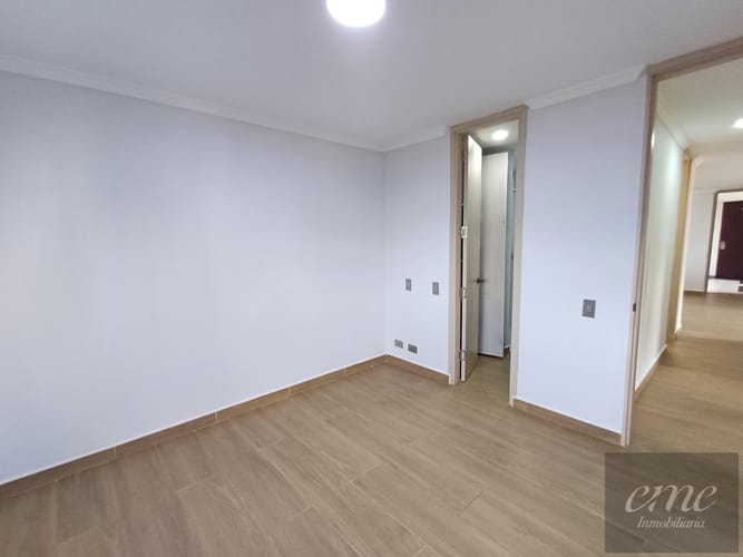 Apartamento de 3 alcobas en venta en Asomadera No.2, Medellín, 65 m² · foto 18 de 21