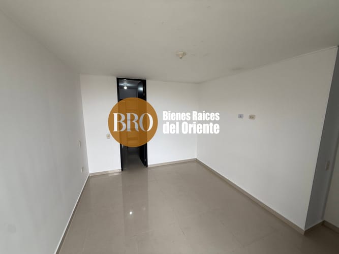 Apartamento de 3 alcobas en venta en Lagos I, Floridablanca, 95 m² · foto 13 de 15