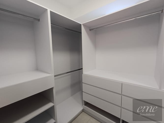 Apartamento de 4 alcobas en arriendo en Vizcaya, Medellín, 260 m² · foto 14 de 24