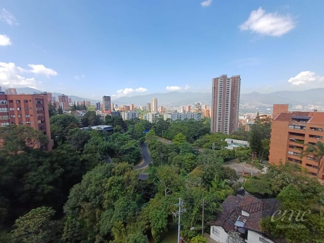 Apartamento de 4 alcobas en arriendo en Vizcaya, Medellín, 260 m² · foto 24 de 24